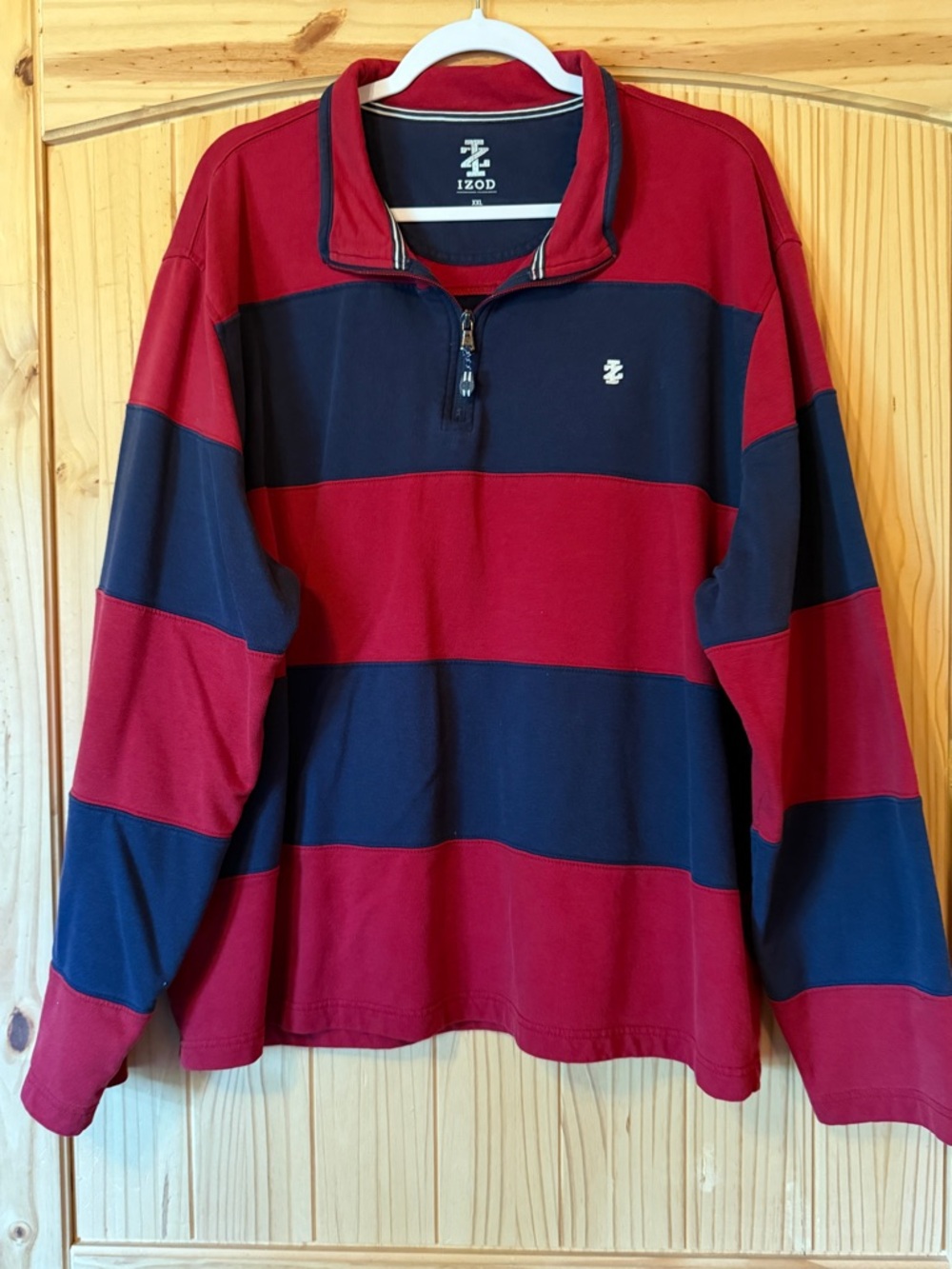 IZOD Men’s Red and Navy Half-Zip Pullover Sweater - Picture 1 of 2